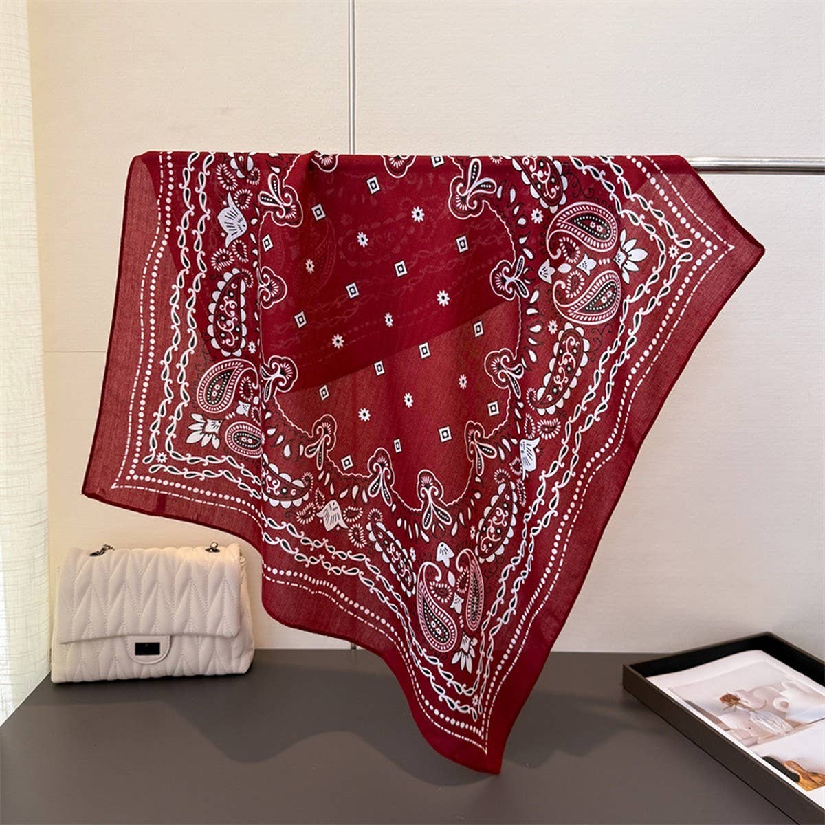Paisley Herringbone Linen Feel Silk Scarf_Cwasc03310