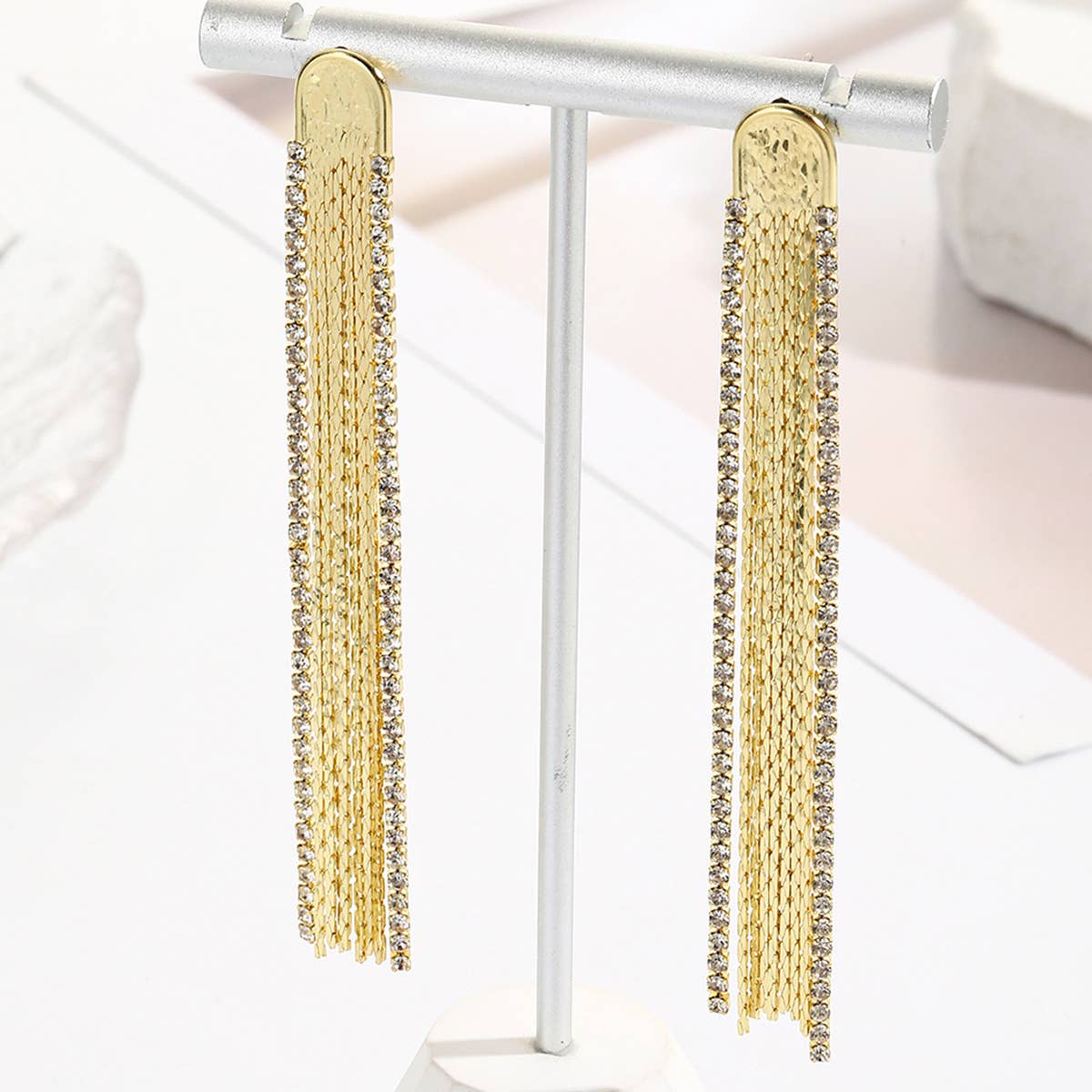 RHINESTONE DECOR METAL TASSEL DROP EARRINGS_CWAJE0451