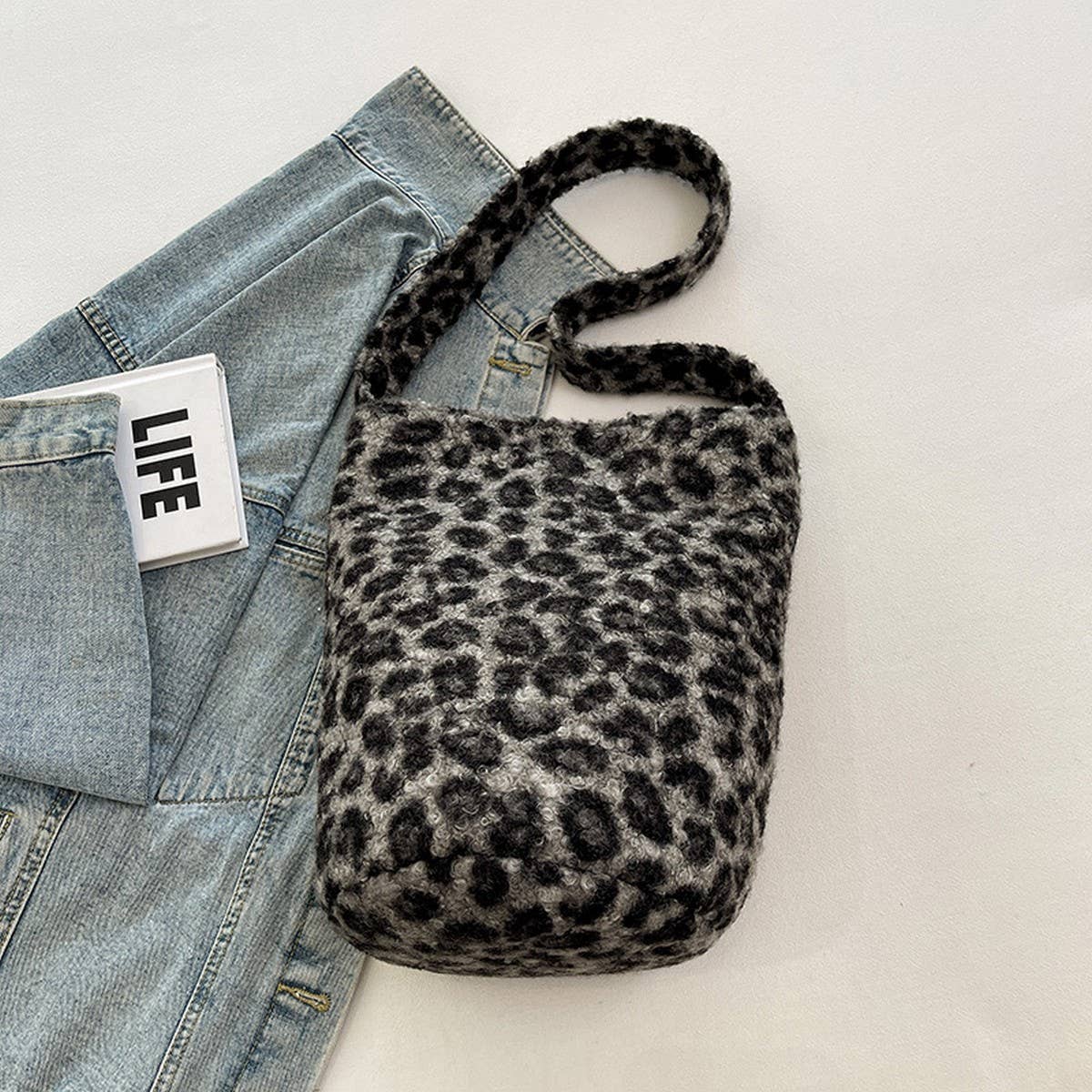 Winter Leopard Print Shoulder Bag Bucket Plush Bag_Cwab3973