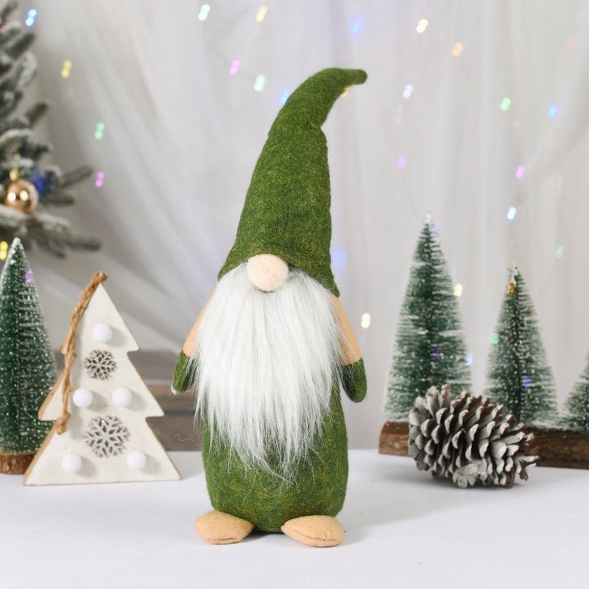 FACELESS OLD MAN STANDING CHRISTMAS DECORATIONS_CWMM2773