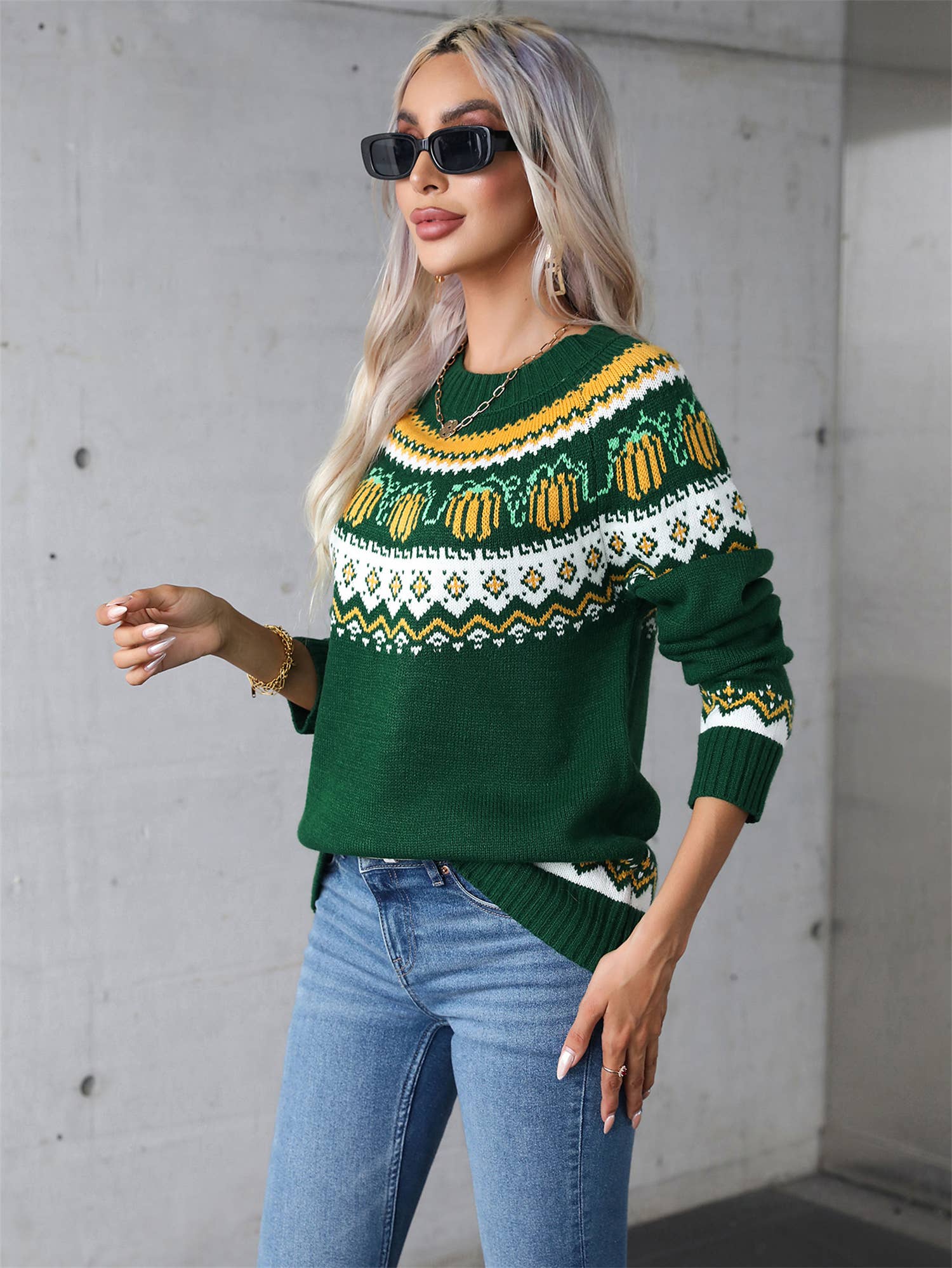 Turtleneck Christmas Sweater With Long Sleeves