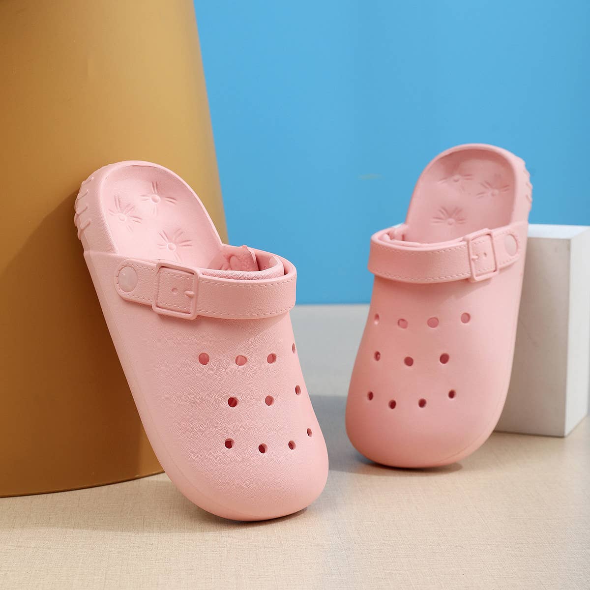 OUTDOOR CASUAL NON SLIP HOLE SANDALS_CWSHS0643