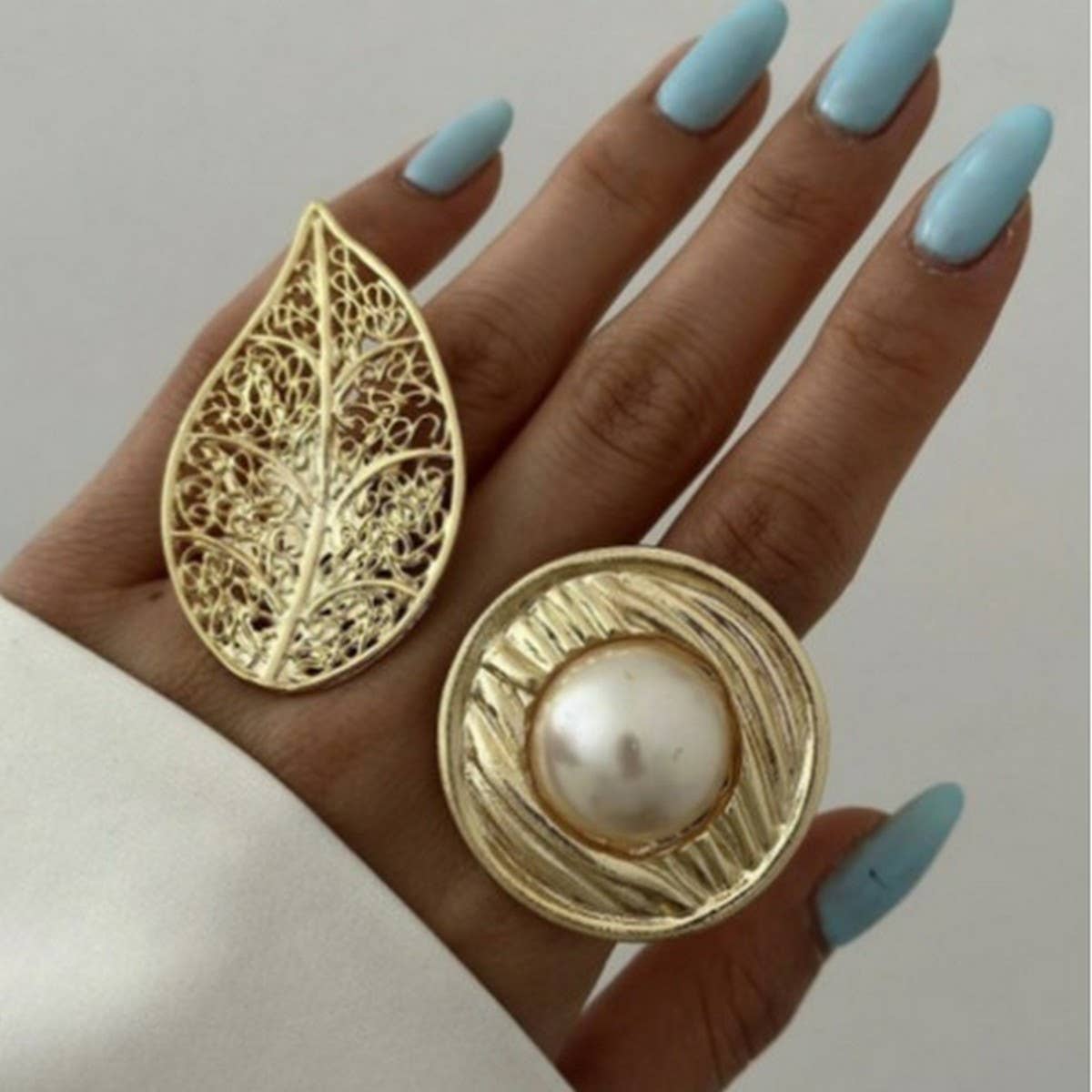 IRREGULAR GEOMETRIC HOLLOW WINDING ALLOY RING_CWMM3230