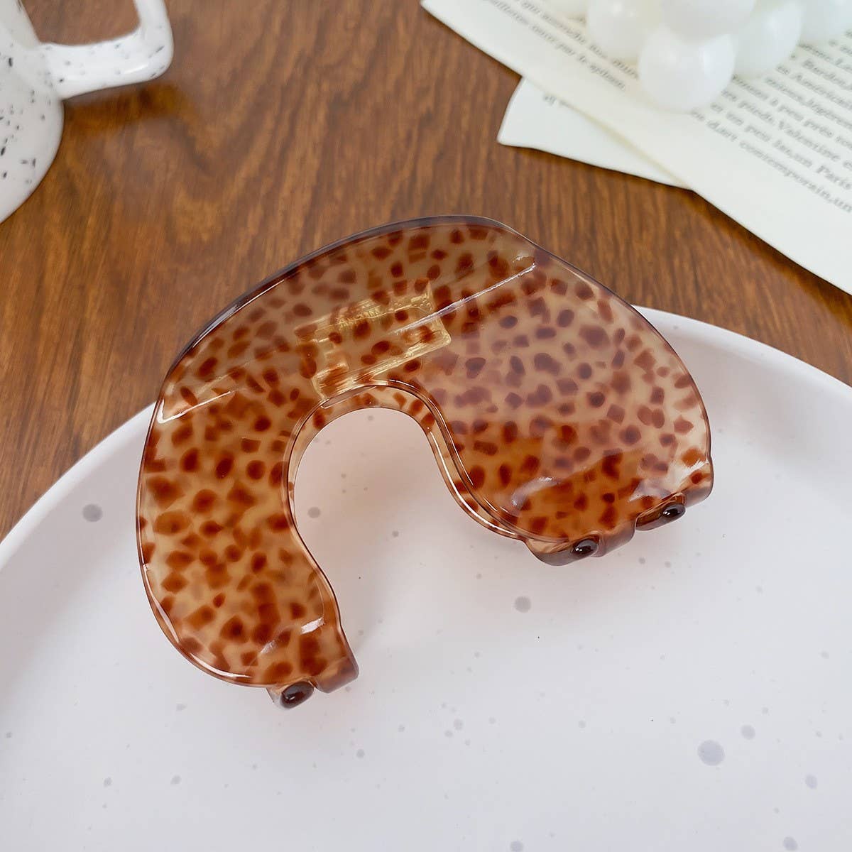 ELEGANT ACETATE HAIR CLAW BACK BUN SHARK CLIP_CWAHA1594