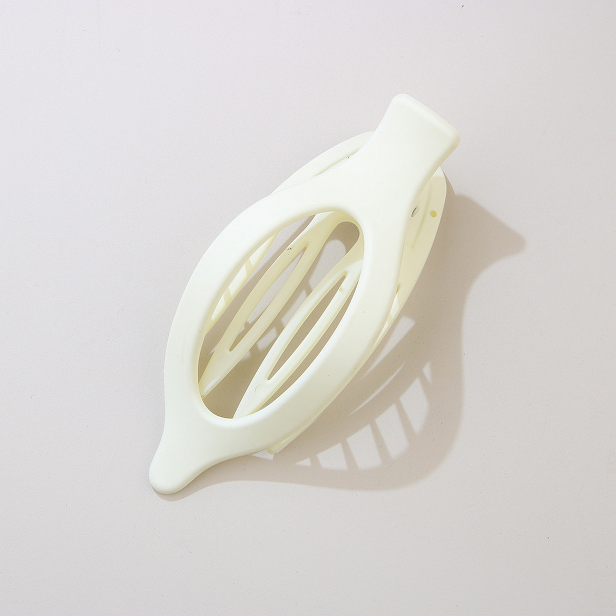 LEAF OVAL HAIR CLIP MINIMALIST CLAW BARRETTE_CWAHA6511