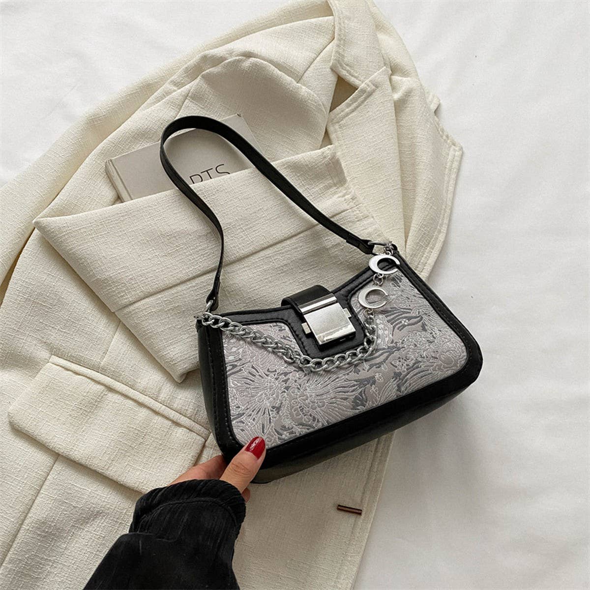2024 NEW COLORBLOCK CHAIN SHOULDER BAG_CWAB3313