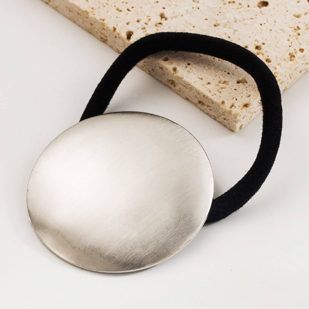 GEOMETRIC METAL HAIR TIE FOR STYLISH LOW PONYTAIL_CWAHA6243