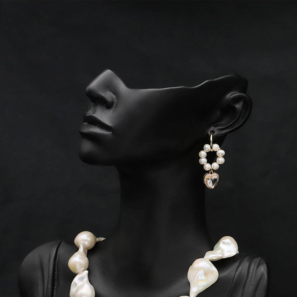 Womens Light Luxury Natural Pearl Earrings