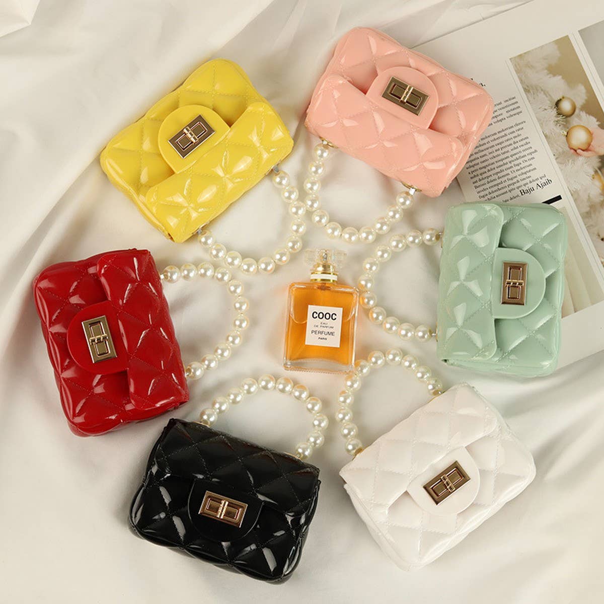 SMALL HANDBAG WITH PEARL CHAIN FOR WOMEN_CWAB1791