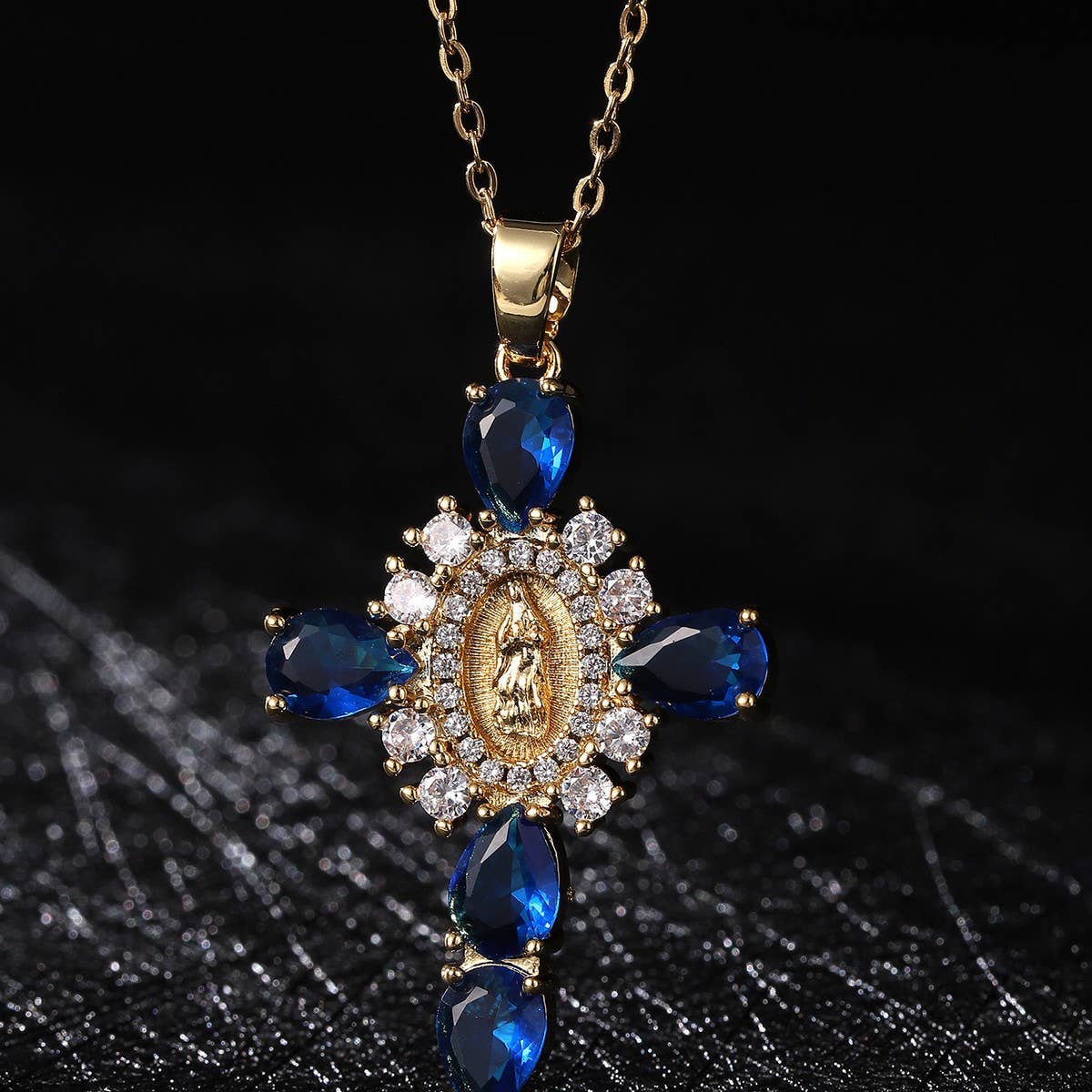 Zirconia Pendan Virgin Mary Cross Necklace_Cwmm5867