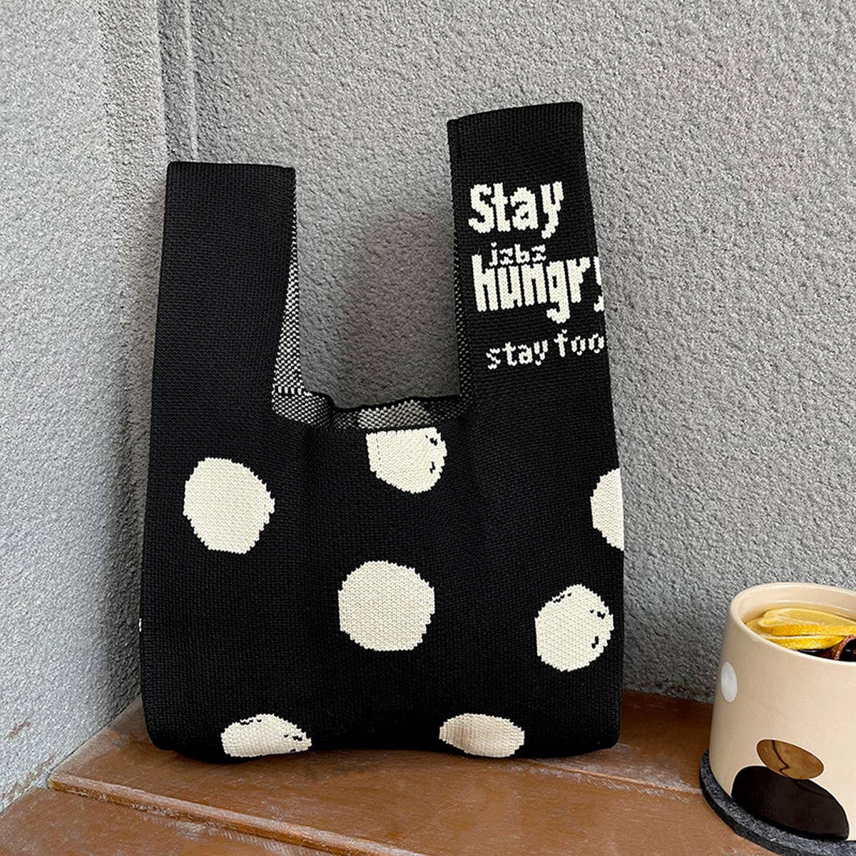 Black And White Polka Dot Knitted Bag_Cwab3227