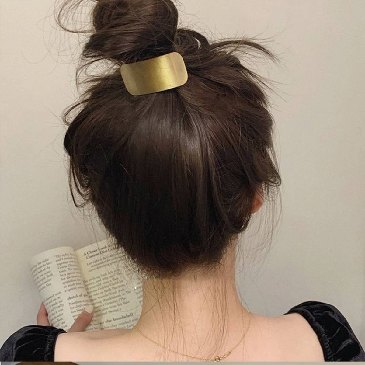 MINIMALIST TEXTURE AND VERSATILE HAIR SCRUNCHIES_CWAHA2665