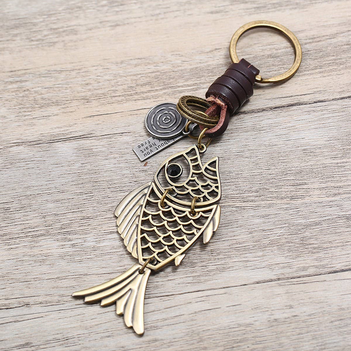 PUNK HAND WOVEN ALLOY FISH CAR KEYCHAIN_CWMM4781