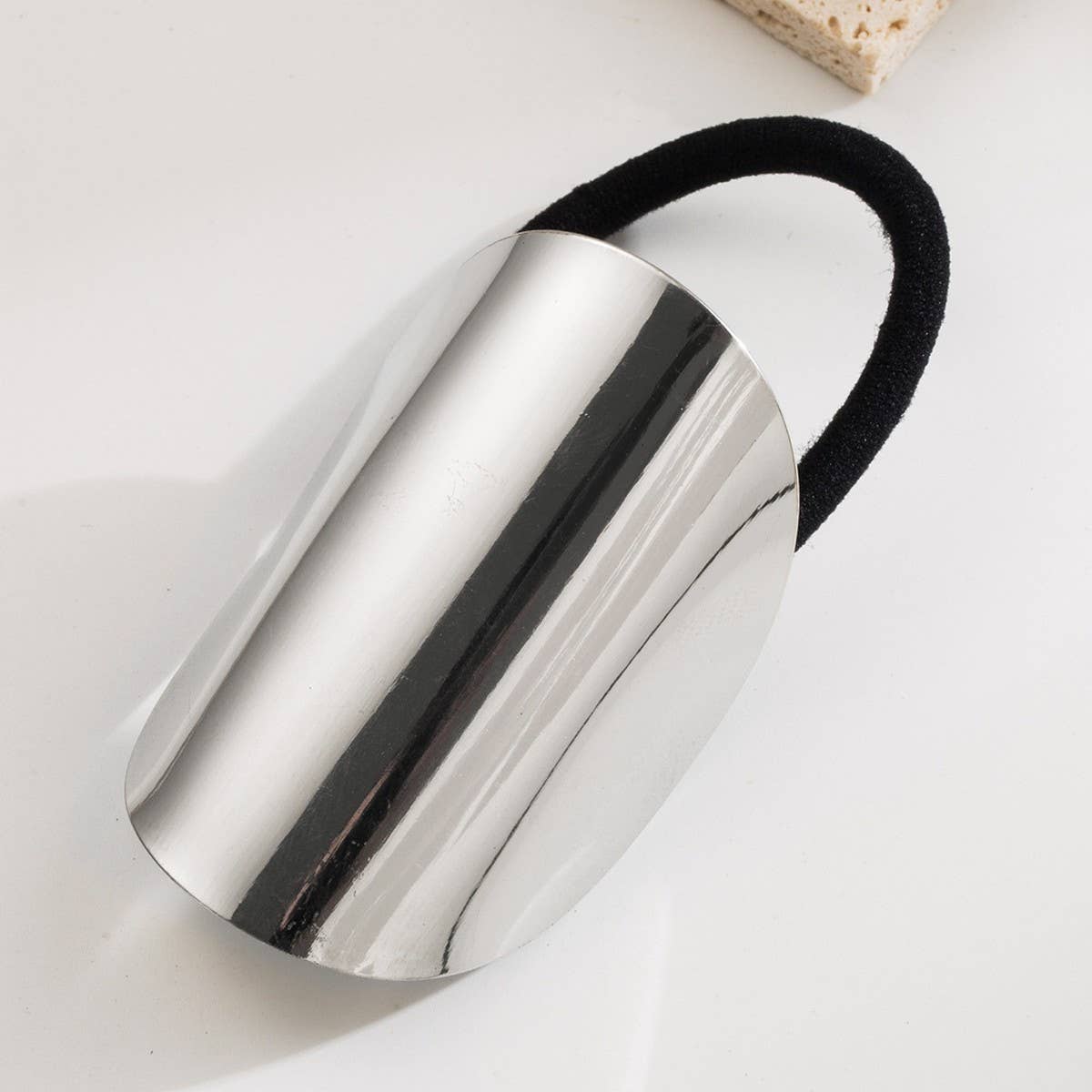 BRUSHED METAL HOLLOW LOW PONYTAIL HAIR TIE_CWAHA6252