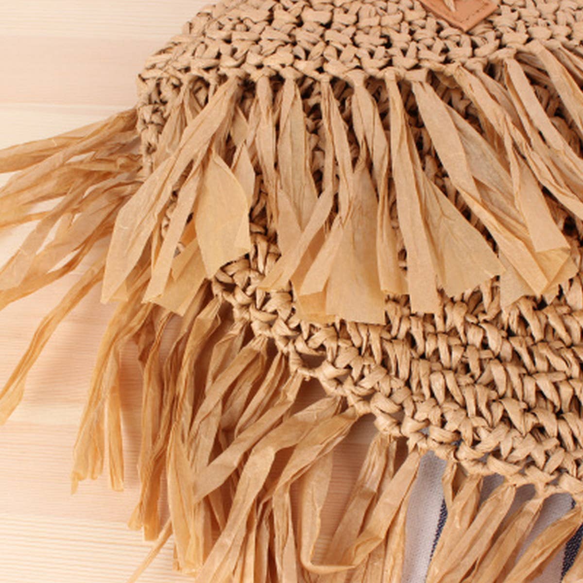 SEMICIRCLE TASSEL ONE SHOULDER BEACH STRAW BAG_CWAB2021