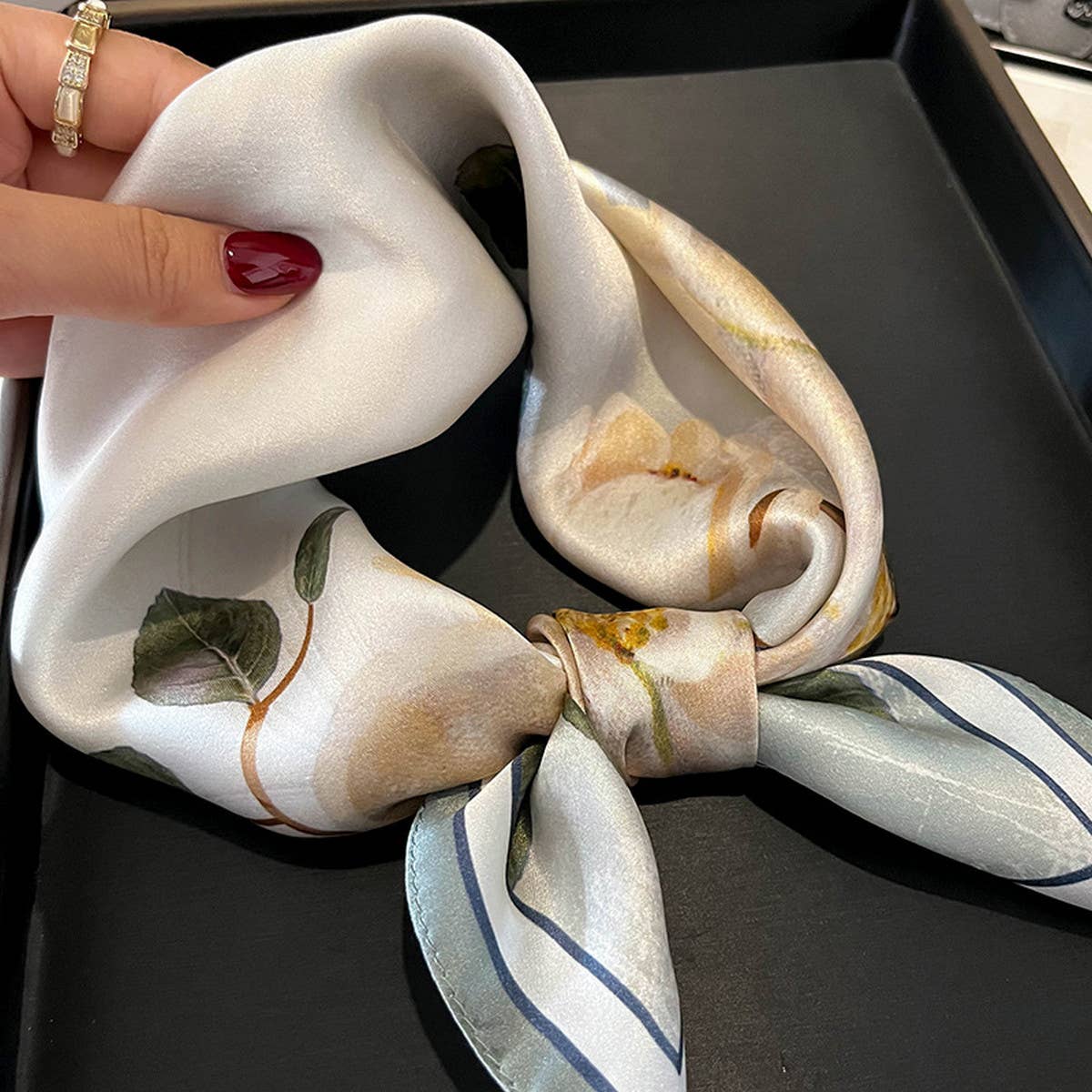 FLORAL SCARF 100 MULBERRY SILK FALL WINTER WRAP_CWASC0546