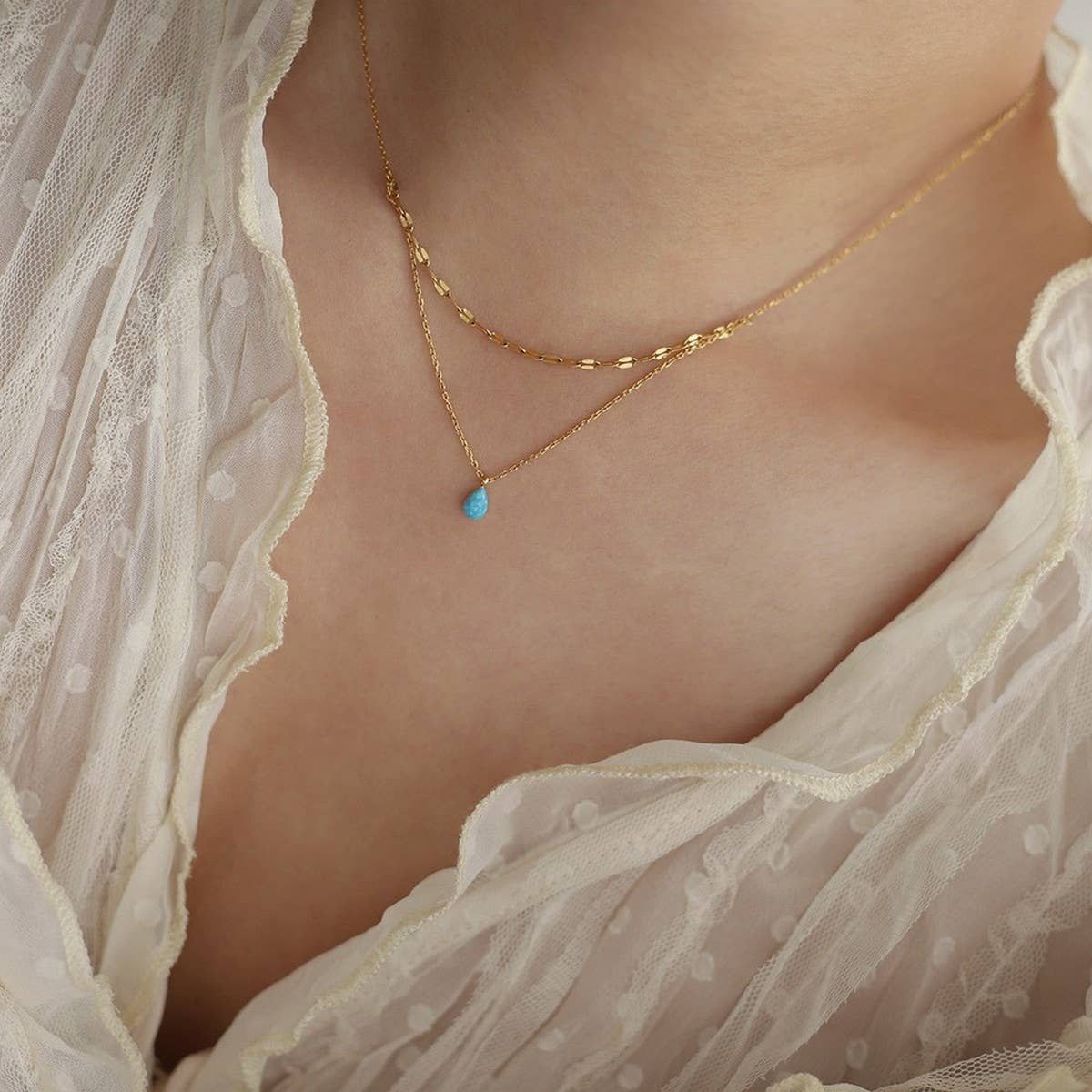 BLUE TEARDROP GLITTER DOUBLE LAYER NECKLACE_CWAJE1579