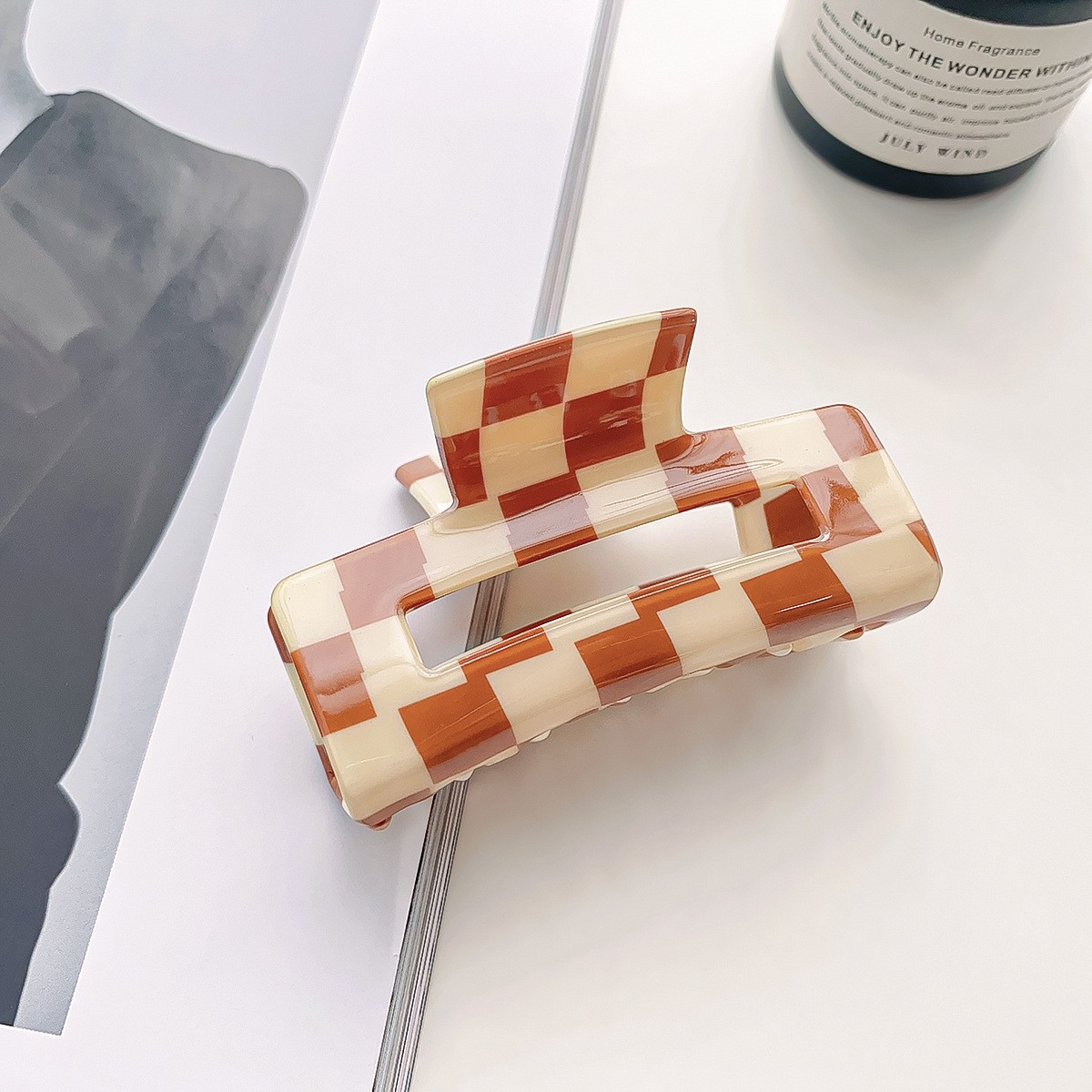 Checkerboard Hair Claw ? Candy Color Acetate Look_Cwmm10084