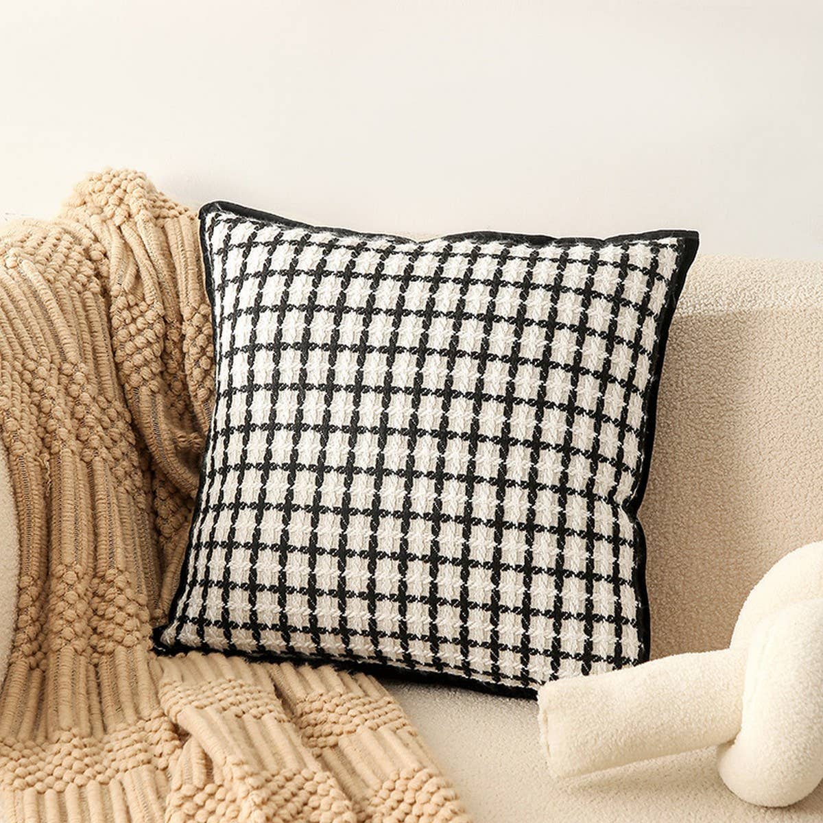 LUXURY PLUSH PILLOW COVER FOR SOFA BED DECOR_CWMM7711