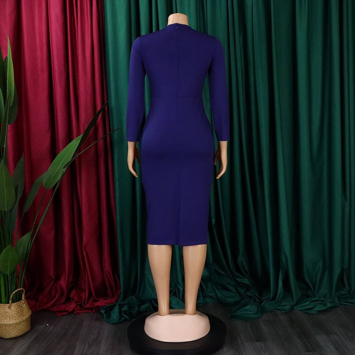 RUFFLE HEM SOLID COLOR ROUND NECK HIP DRESS_CWDMD3712