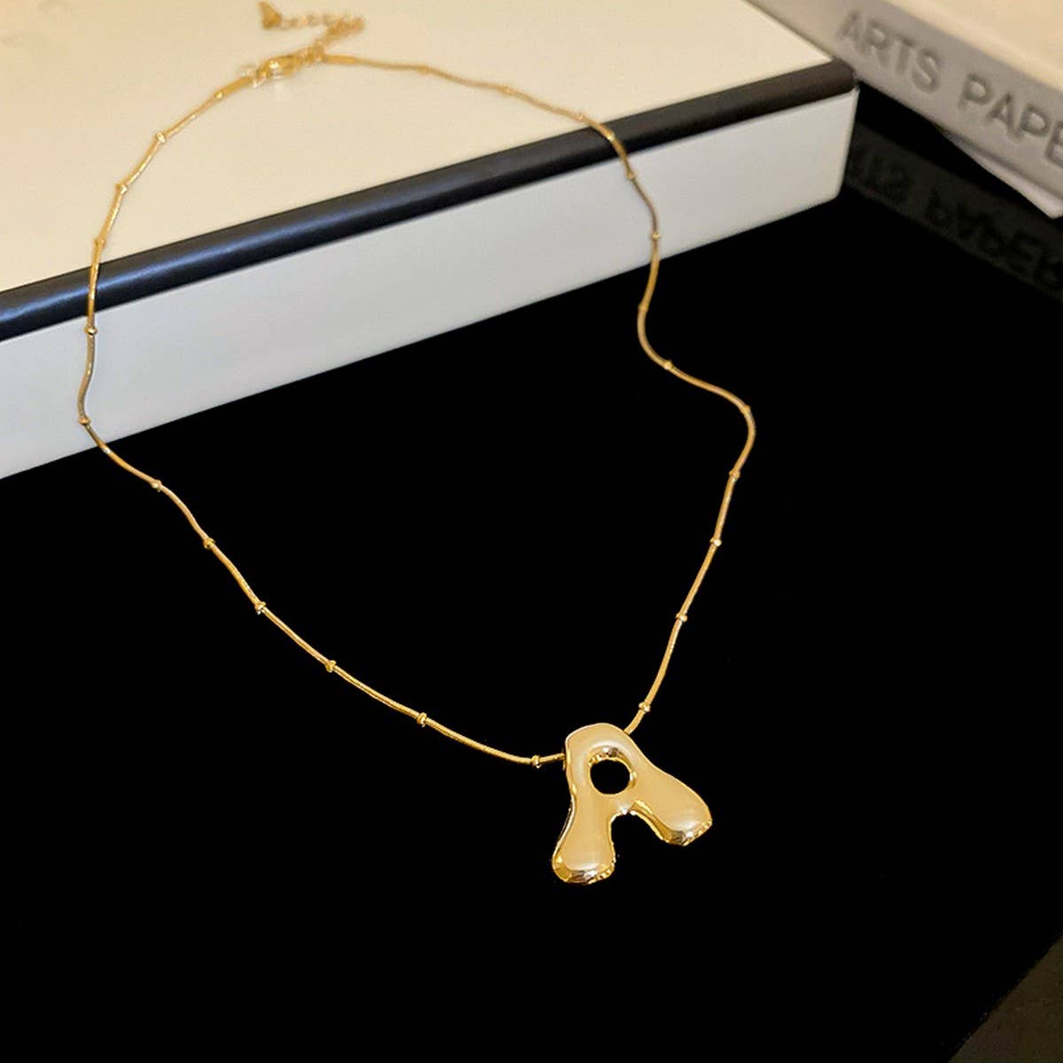 NEW LETTER PENDANT NICHE TEMPERAMENT NECKLACE_CWAJE2063