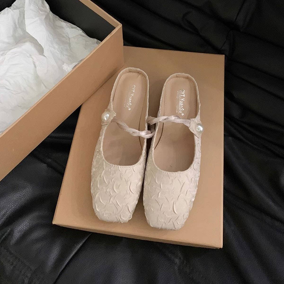 SILVER OPEN TOE SLIP ON FLAT SANDALS FOR WOMEN_CWSHF0064