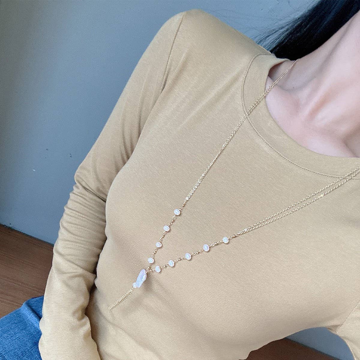 Versatile High-End Long Pearl Sweater Necklace