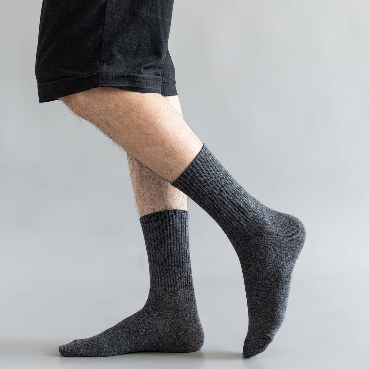 Versatile Solid Color Casual Mid-Calf Socks_Cwms0905