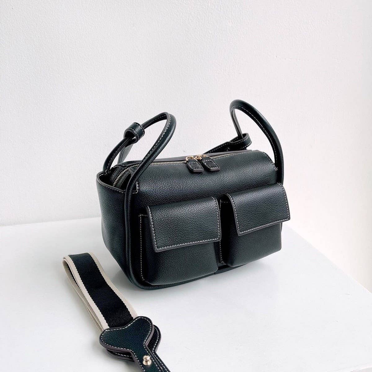 Litchi Patterned Pu Soft Leather Messenger Bag_Cwab1940