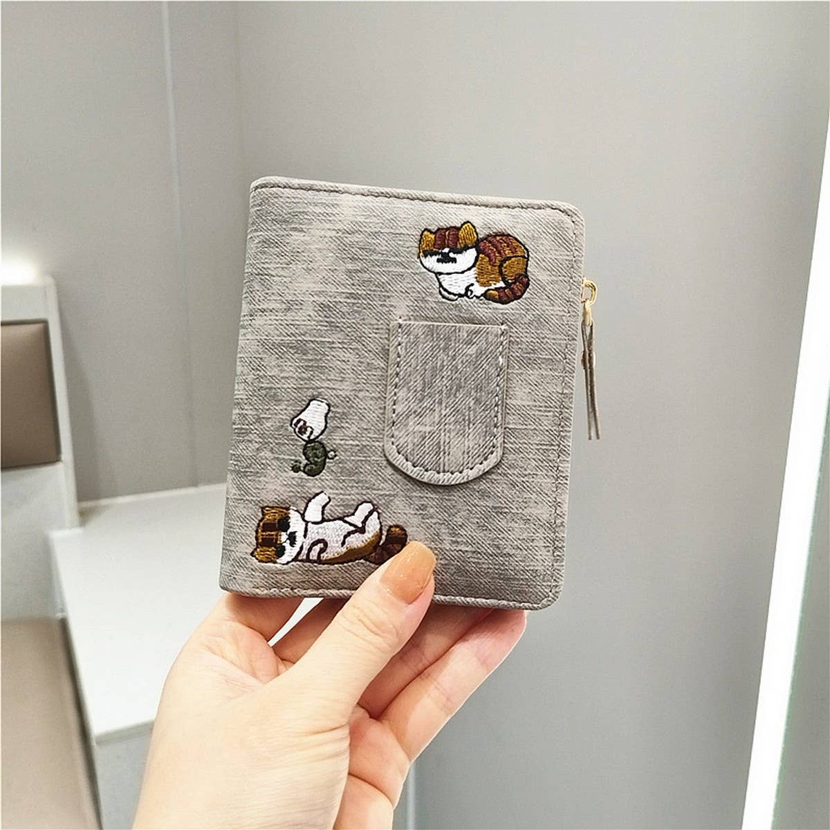NEW RETRO EMBROIDERED CAT SHORT WALLET_CWAB2569