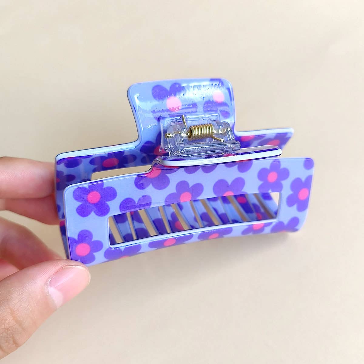 DOPAMINE FLOWER SQUARE HAIR CLAW CLIP CUTE STYLE_CWAHA1022