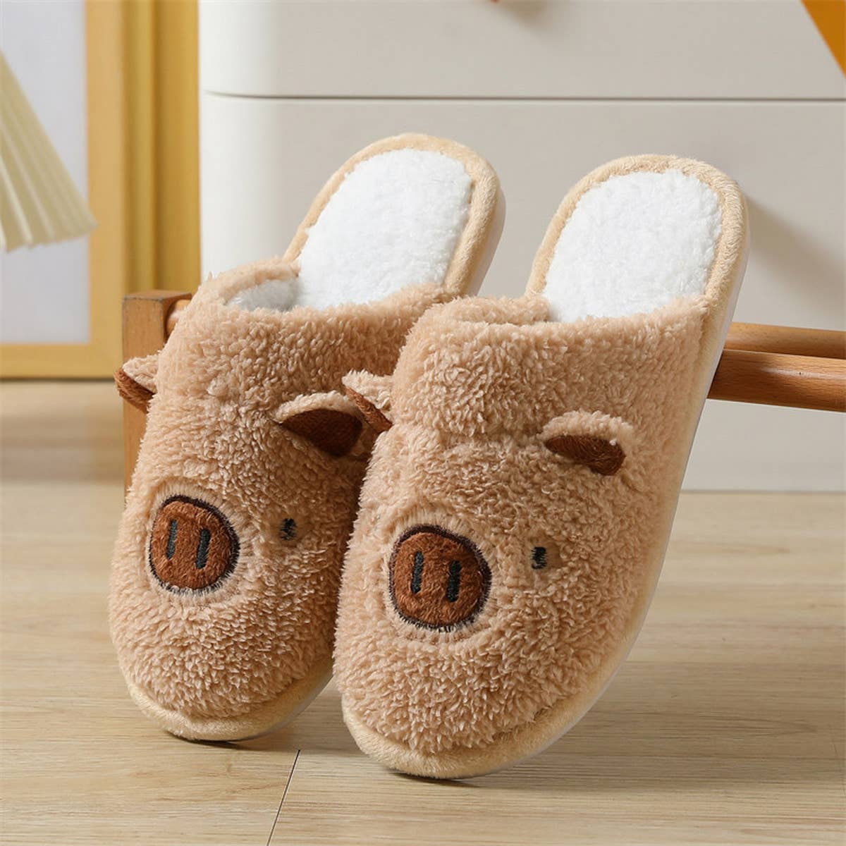 HOUSEHOLD CUTE CARTOON BEAR COTTON SLIPPERS_CWSHS0319