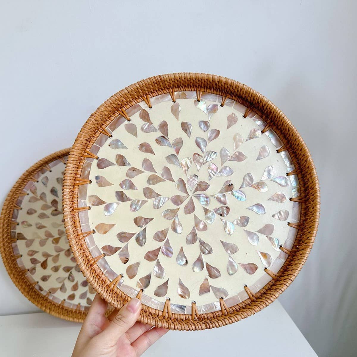 RATTAN WATER SHELL ROUND PLATE 2 PIECE SET_CWMM4494