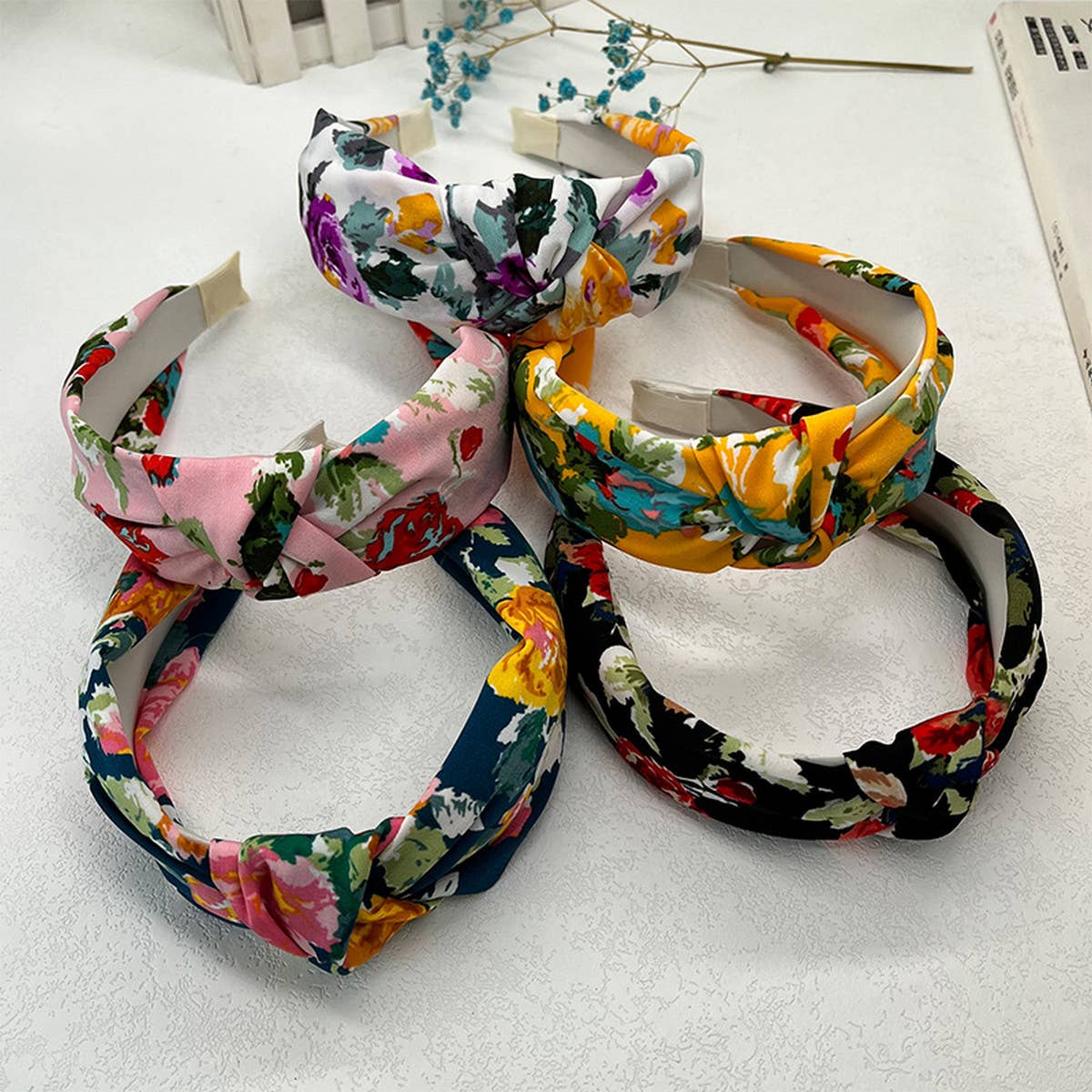 RETRO INK SPLASHED FLOWER HEADBAND_CWAHA2584