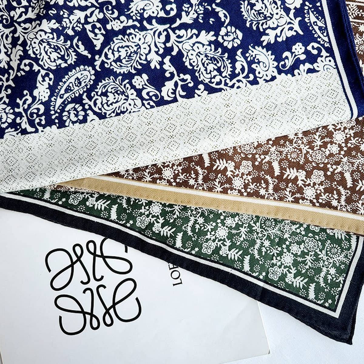 Vintage Multi-Functional Silk Scarf For Women_Cwasc0896