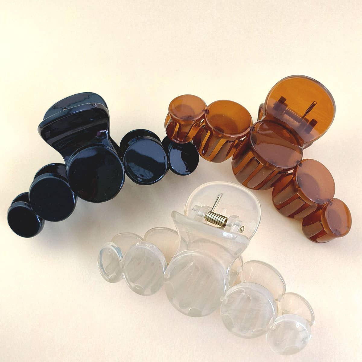 SIMPLE AND FASHIONABLE CIRCLE GRIPPER_CWAHA1048