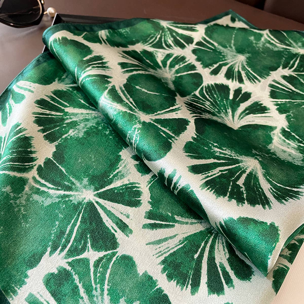 FRESH GREEN SILK SCARF FASHIONABLE NECK WRAP_CWASC0623
