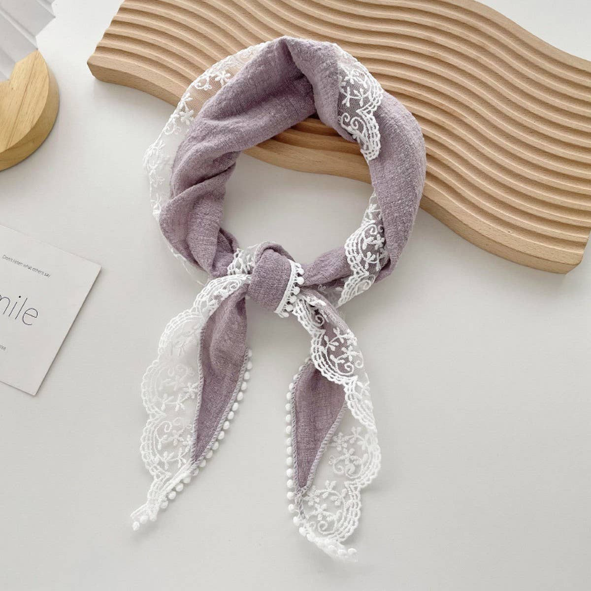 Versatile Lace Patchwork Triangle Scarf_Cwasc0742