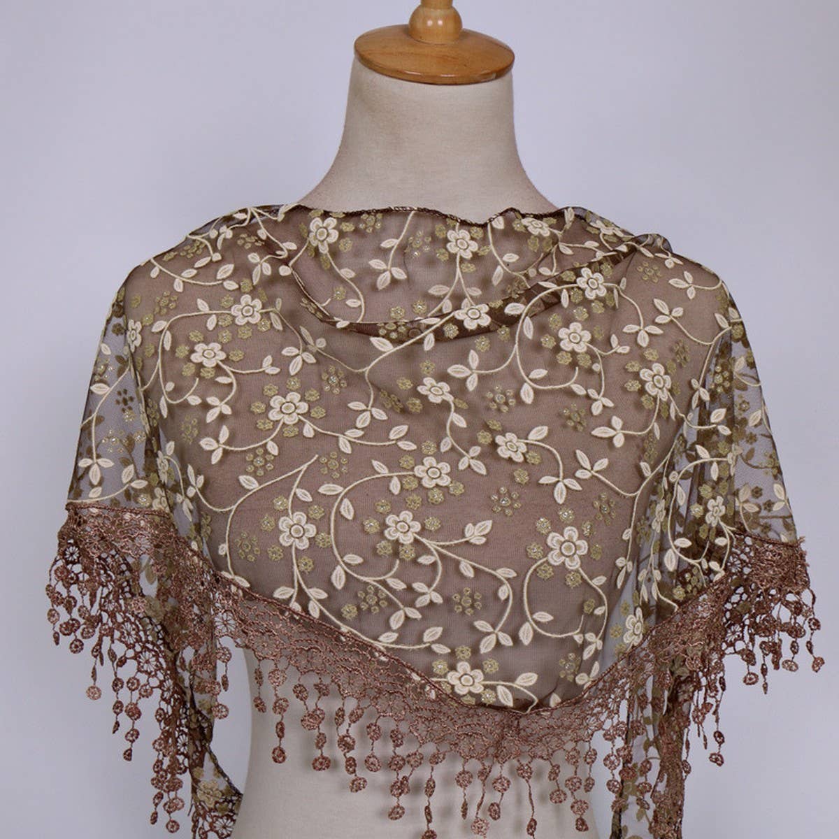 SPRING AND AUTUMN FLORAL HOLLOW LACE TRIANGLE VEIL_CWMM1984