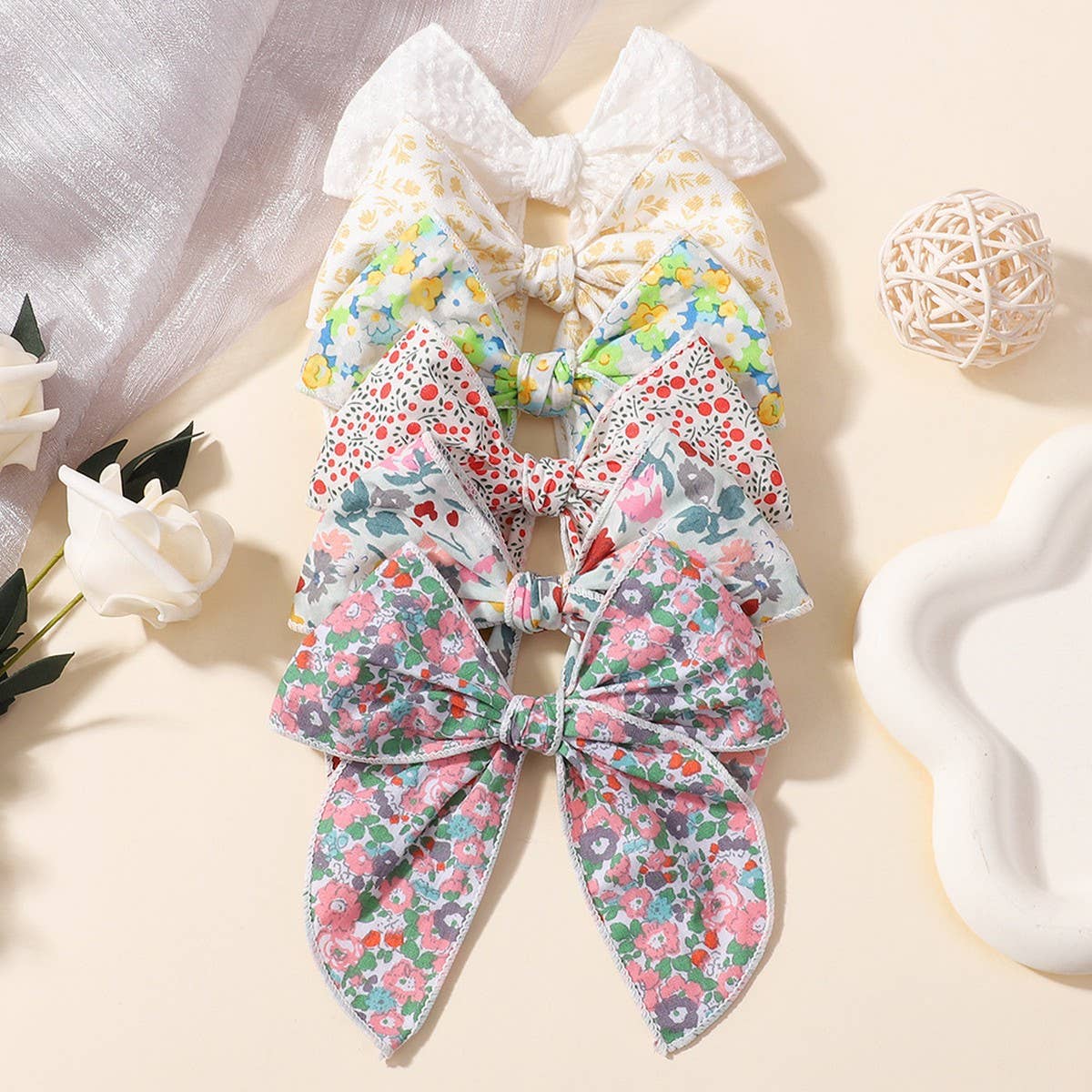 FLORAL COTTON BOW HAIR CLIP FOR BABY GIRLS_CWAHA6752