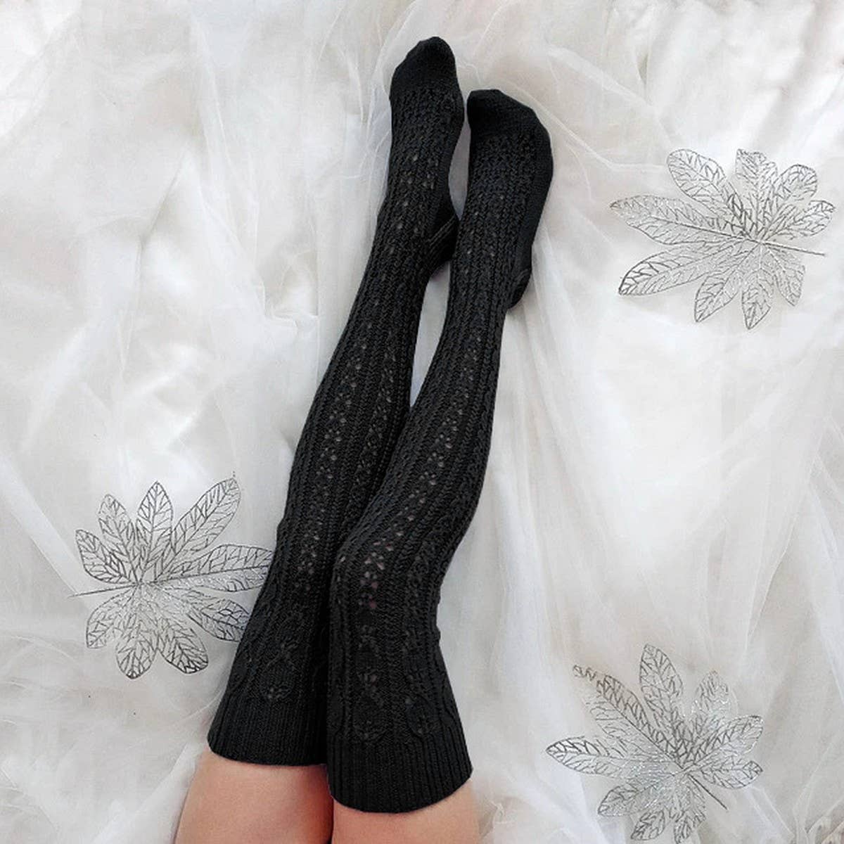 2024 NEW HOLLOW PATTERN LONG STACKED SOCKS_CWMS0851