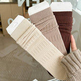 AUTUMN AND WINTER WARM BREATHABLE MID TUBE SOCKS_CWMS1071