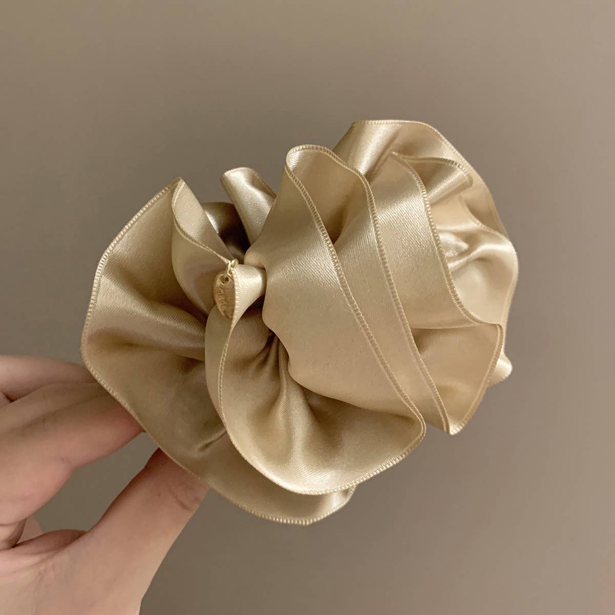 Satin Puff Hair Clip Bun Twist Claw Clip_Cwaha08221