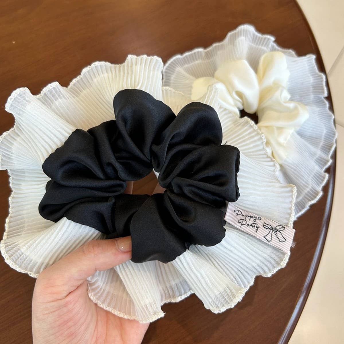 DOUBLE LAYER WIDE PLEATS COLORA HAIRSCRUNCHIES_CWAHA2810