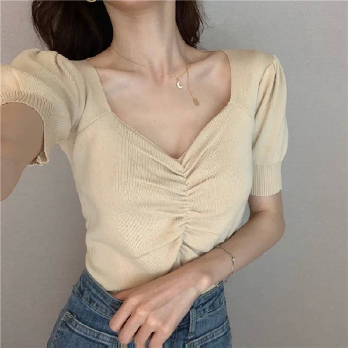 Vintage V-Neck Puffy Sleeve Knit Base T-Shirt