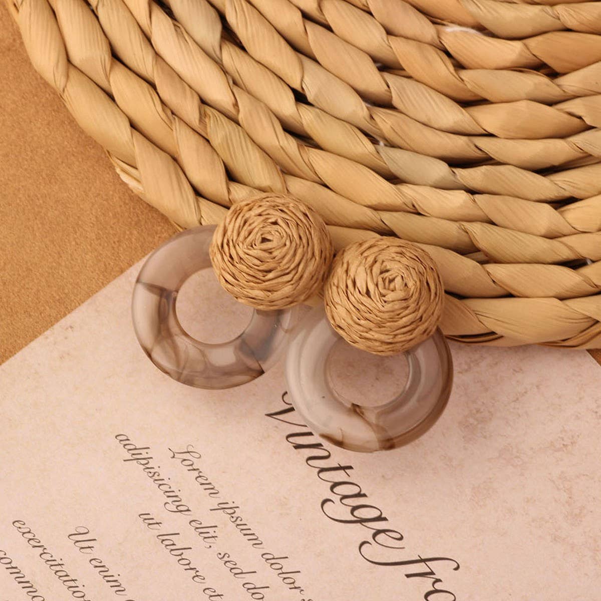 NEW VINTAGE SIMIAN GRASS VINE WOVEN EARRINGS_CWAJE4011