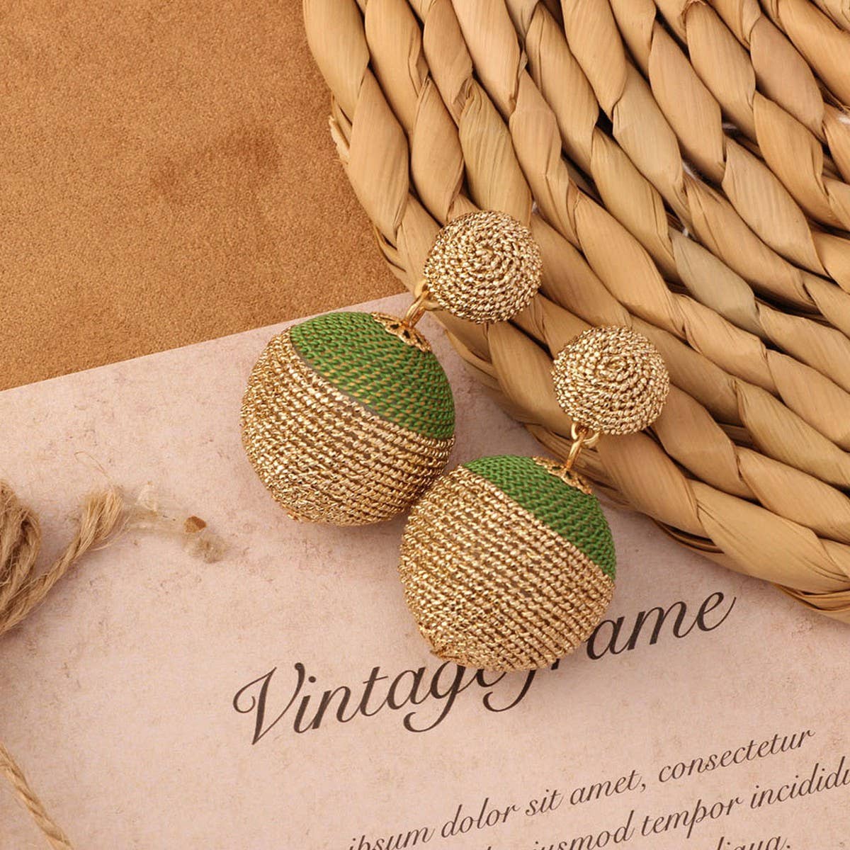 NEW VINTAGE SIMIAN GRASS VINE WOVEN EARRINGS_CWAJE4011