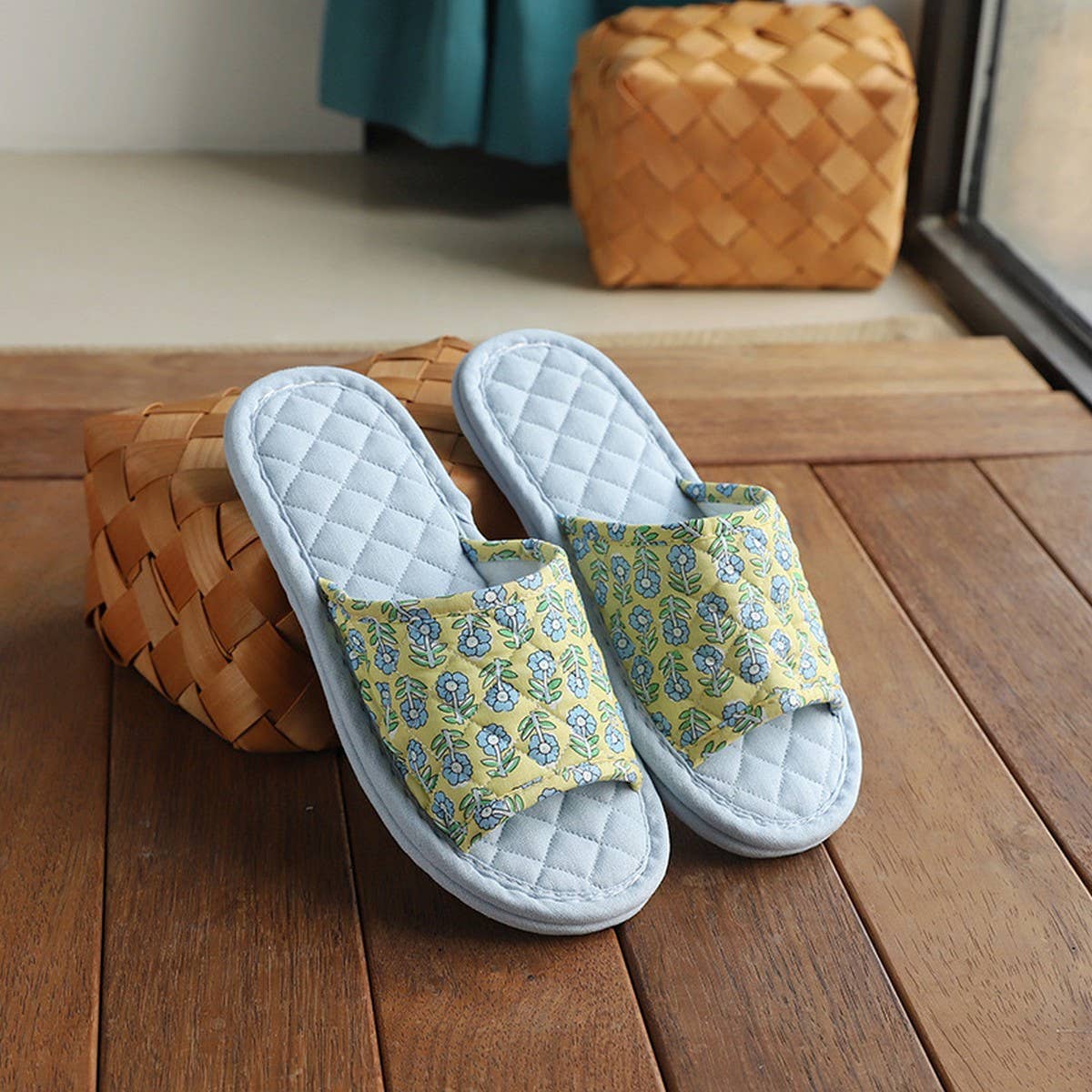 FLORAL COTTON LINEN SLIPPERS WITH SOFT SOLE_CWSHF0174
