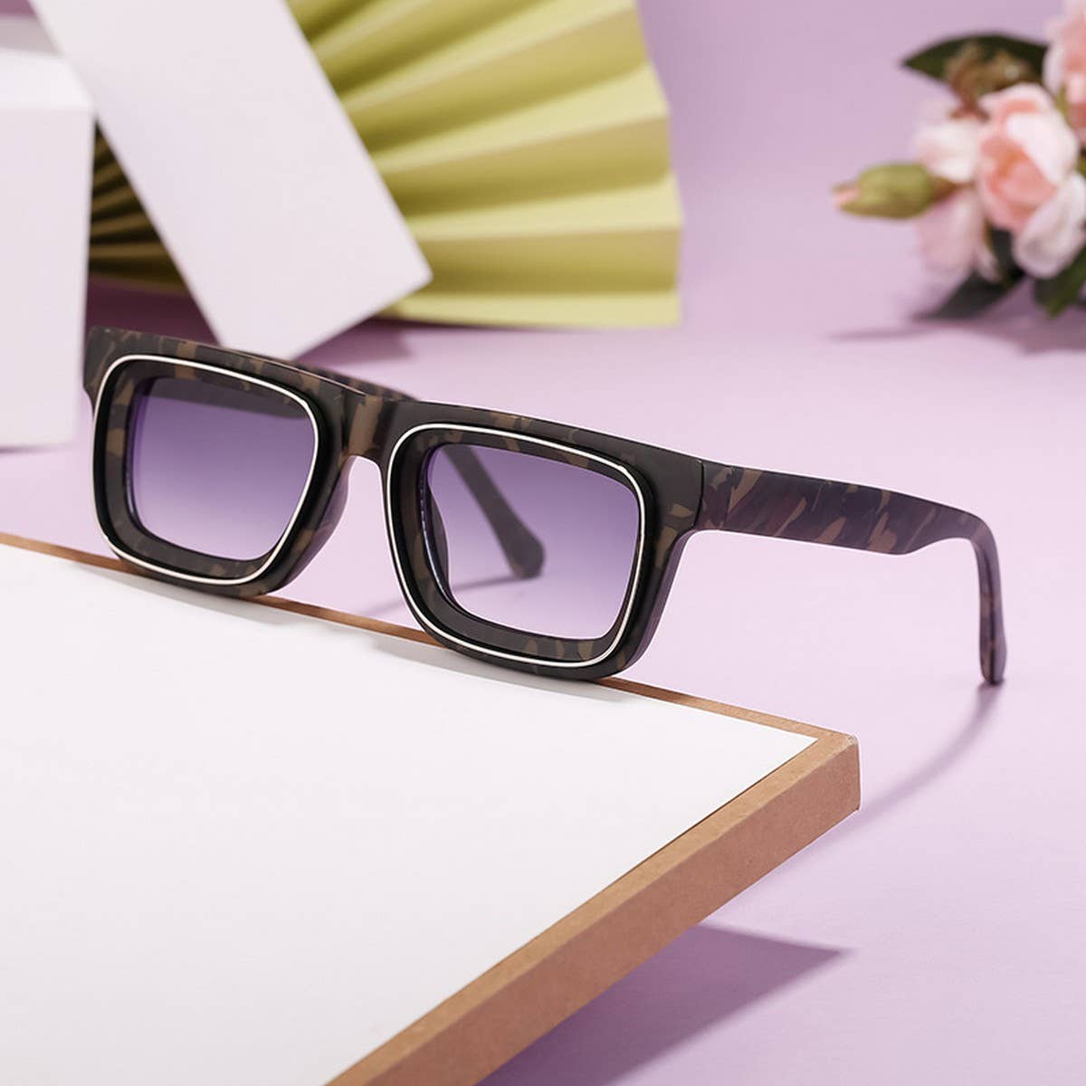 RETRO SQUARE FRAME OUTDOOR STREET STYLE SUNGLASSES_CWASG0686