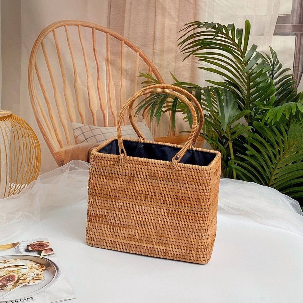 HANDMADE RATTAN BASKET SHELL STORAGE HANDBAG_CWMM4549